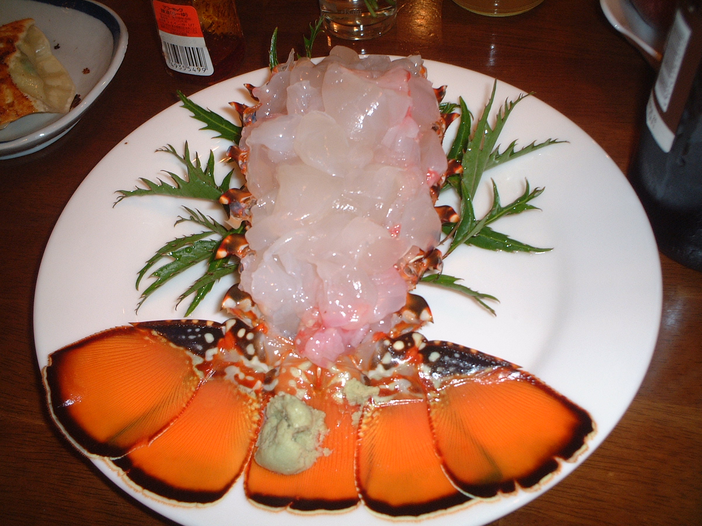 Sashimi lobster served at Hahajima minshiku 